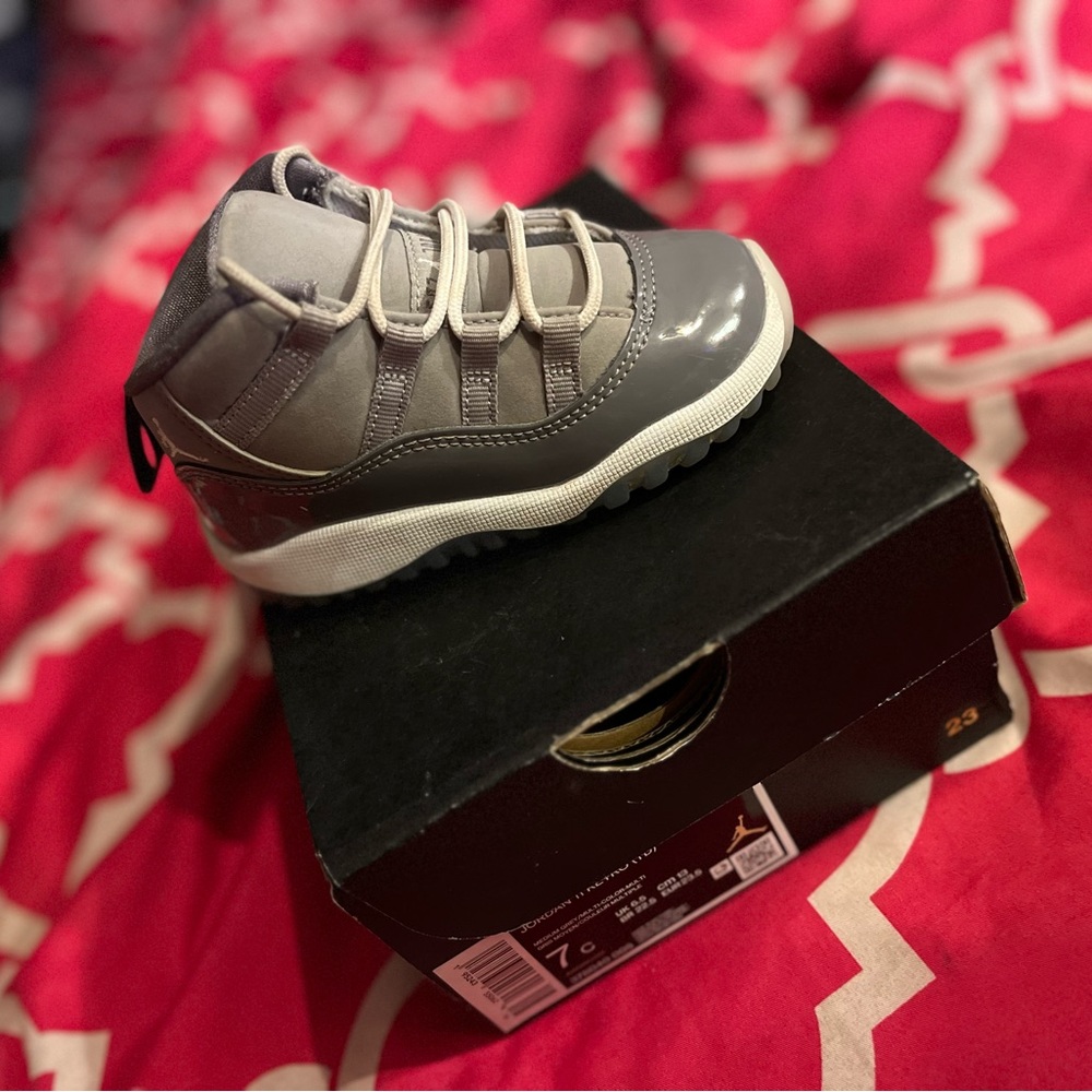 Air Jordan 11 Retro